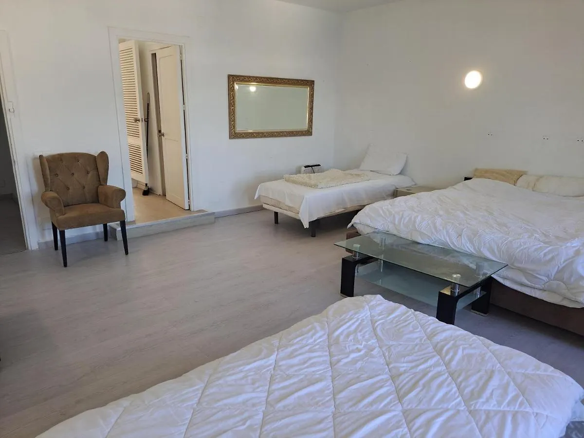 Private Suites In Huge Penthouse 1St Line Puerto Banus, Incredible Views, Jacuzzis Marbella Spagna