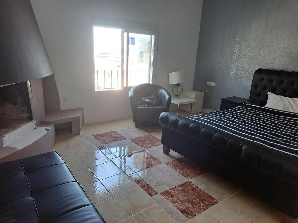 Alloggio in famiglia Private Suites In Huge Penthouse 1St Line Puerto Banus, Incredible Views, Jacuzzis Marbella